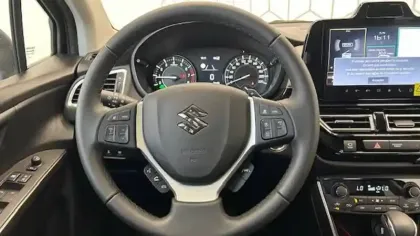 Photo 57 Suzuki S-Cross  1.5 Dualjet Hybrid Auto