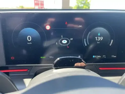 Photo 13 Hyundai Kona  Electrique 65 kWh - 217 ch