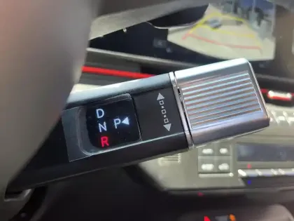 Photo 17 Hyundai Kona  Electrique 65 kWh - 217 ch