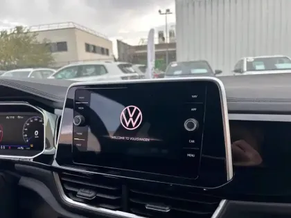 Photo 16 Volkswagen T-roc  2.0 TDI 150 Start/Stop DSG7