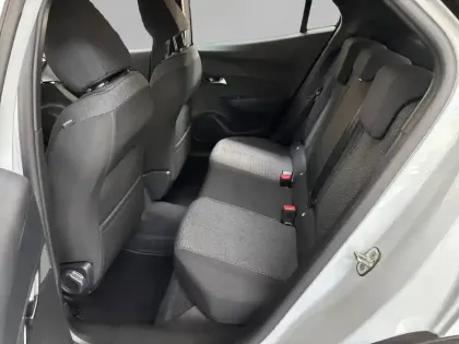 Photo 31 Peugeot 2008  100 S&S BVM6