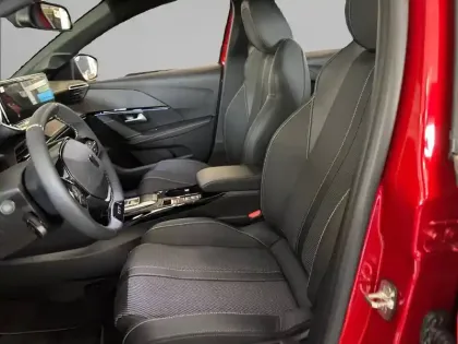 Photo 30 Peugeot 208  Electrique 51 kWh 156ch