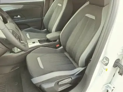 Photo 10 Opel Mokka  Electrique 156 ch & Batterie 54 kWh