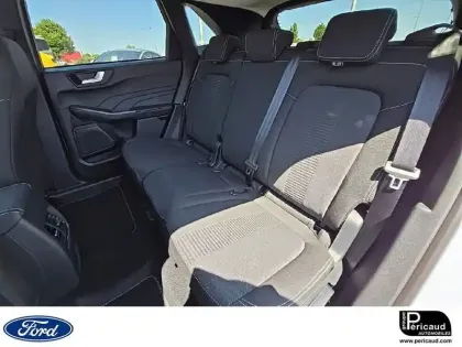 Photo 39 Ford Kuga  2.5 Duratec 180 ch FlexiFuel FHEV E85 Powershift