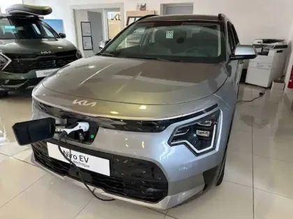 Photo 6 Kia Niro  EV Electrique 204 ch