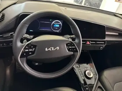 Photo 11 Kia Niro  EV Electrique 204 ch