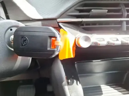 Photo 44 Peugeot 208  Electrique 50 kWh 136ch