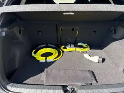 Photo 12 Volkswagen Golf  1.5 eHybrid 272 DSG6