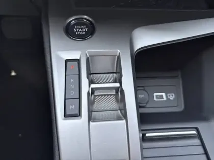 Photo 33 Peugeot 308  Hybrid 145 e-DCS6