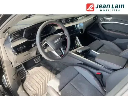 Photo 10 Audi Q8 E-Tron Q8 55 E TRON QUATTRO