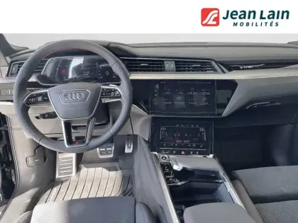 Photo 35 Audi E-tron Q8 55 E TRON QUATTRO