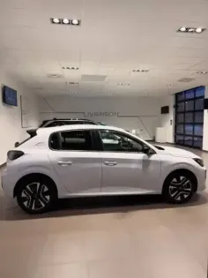 Photo 6 Peugeot 208  Hybrid 110 e-DCS6