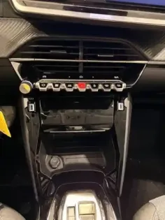 Photo 12 Peugeot 208  Hybrid 110 e-DCS6