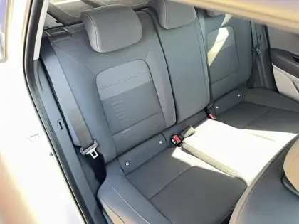 Photo 23 Hyundai Bayon  1.0 T-GDi 100 DCT-7