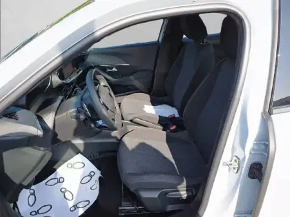 Photo 30 Peugeot 2008  Hybrid 145 e-DCS6