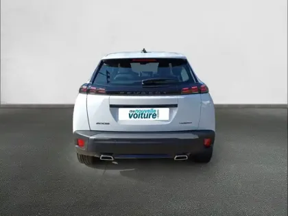 Photo 24 Peugeot 2008  Hybrid 145 e-DCS6