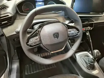 Photo 31 Peugeot 208  100 S&S BVM6