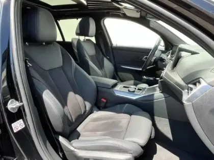 Photo 18 BMW Serie 3 Série 3 Touring 320eA 204ch M Sport