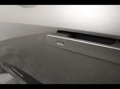 Photo 21 Jaguar I-Pace  EV400 SE AWD