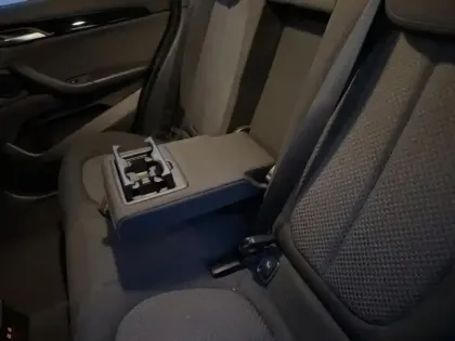 Photo 26 BMW X1  sDrive18iA 136ch Business Design DKG7