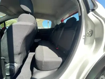 Photo 8 Citroën C3  1.2 PureTech 83ch S&S Feel Pack