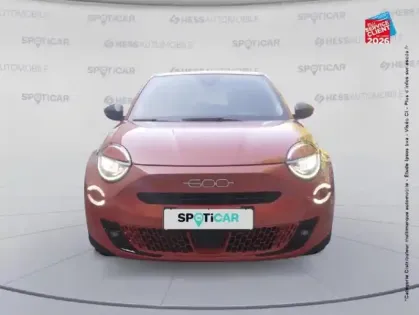 Photo 16 Fiat 600  E 156CH 54KWH LA PRIMA