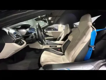 Photo 28 BMW I8  Roadster 374ch