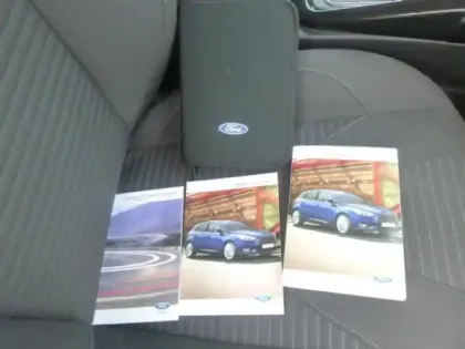 Photo 12 Ford Focus  1.0 EcoBoost 125ch Stop&Start Titanium BVA6