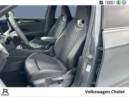 Photo 8 Volkswagen Tayron  1.5 eTSI 150ch DSG7 7pl