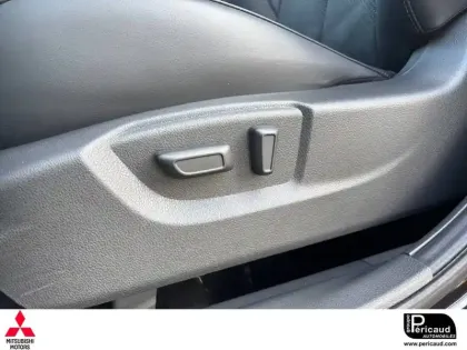 Photo 9 Mitsubishi Eclipse Cross  2.4 MIVEC PHEV Twin Motor 4WD