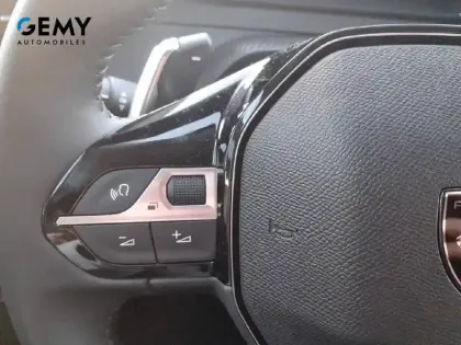 Photo 35 Peugeot 208  Hybrid 110 e-DCS6