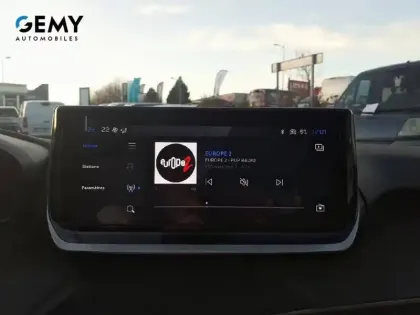 Photo 46 Peugeot 208  Hybrid 110 e-DCS6