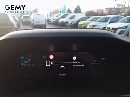 Photo 37 Peugeot 208  Hybrid 110 e-DCS6