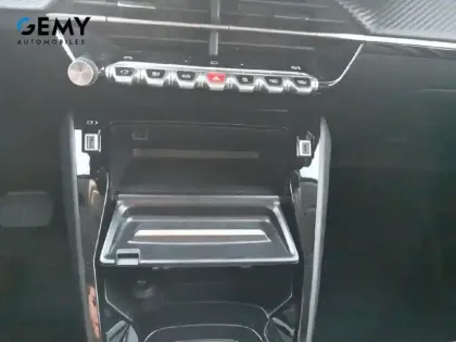 Photo 41 Peugeot 208  Hybrid 110 e-DCS6