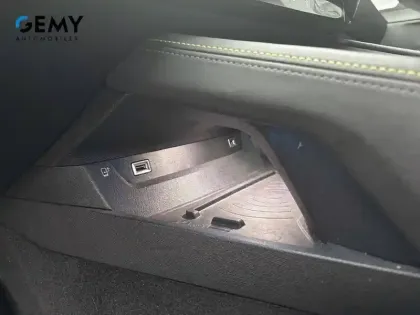 Photo 19 Peugeot 208  Hybrid 110 e-DCS6