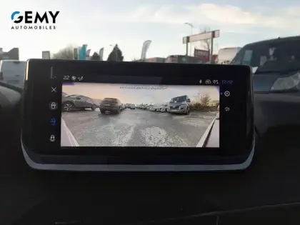 Photo 50 Peugeot 208  Hybrid 110 e-DCS6