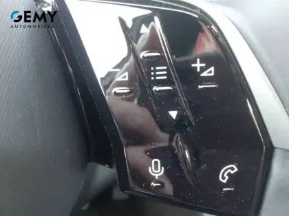 Photo 13 Peugeot 3008  Hybrid 145 e-DCS6