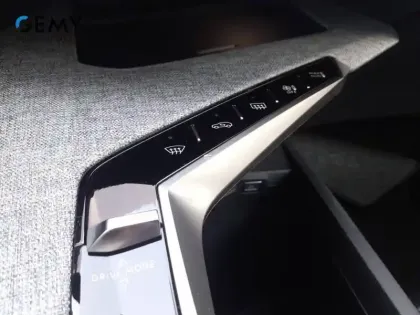 Photo 20 Peugeot 3008  Hybrid 145 e-DCS6