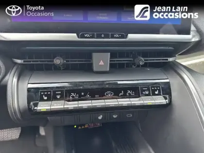 Photo 13 Toyota C-HR  Hybride 200