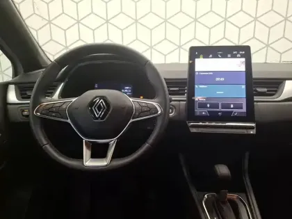 Photo 13 Renault Captur  E-Tech full hybrid 145 ch