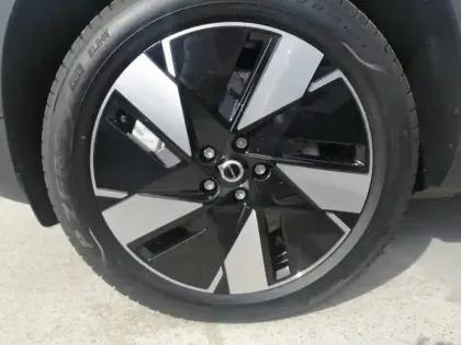 Photo 14 Volvo Ec40  Single Extended Range 252 ch 1EDT