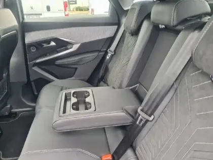 Photo 45 Peugeot 3008  Plug-in Hybrid 195 e-DCS7