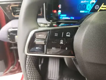 Photo 13 Renault 4 Renault  E-Tech Electrique 150 ch autonomie confort