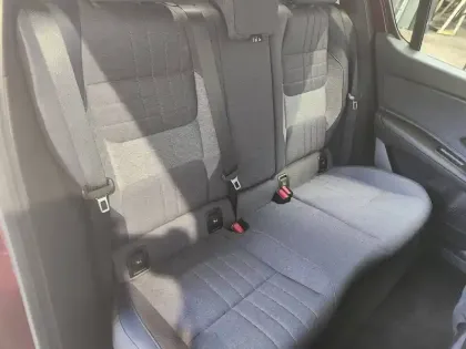 Photo 7 Renault 4 Renault  E-Tech Electrique 150 ch autonomie confort