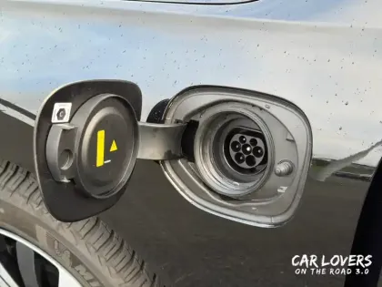 Photo 27 Volvo Xc60  T6 AWD Hybride rechargeable 253 ch+145 ch Geartronic 8