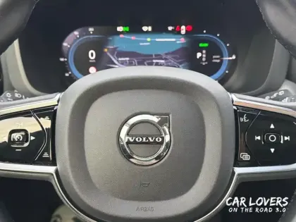 Photo 10 Volvo Xc60  T6 AWD Hybride rechargeable 253 ch+145 ch Geartronic 8