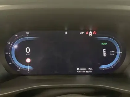 Photo 38 Volvo Ec40  Single Extended Range 252 ch 1EDT