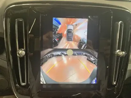 Photo 16 Volvo Ec40  Single Extended Range 252 ch 1EDT