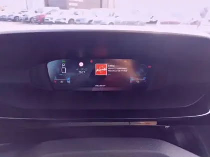 Photo 33 Peugeot 308  SW Hybrid 145 e-DCS6