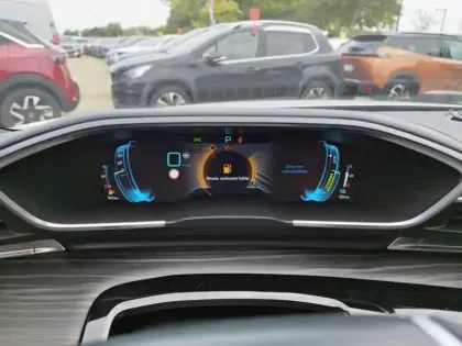 Photo 43 Peugeot 508  SW Hybrid 225 e-EAT8